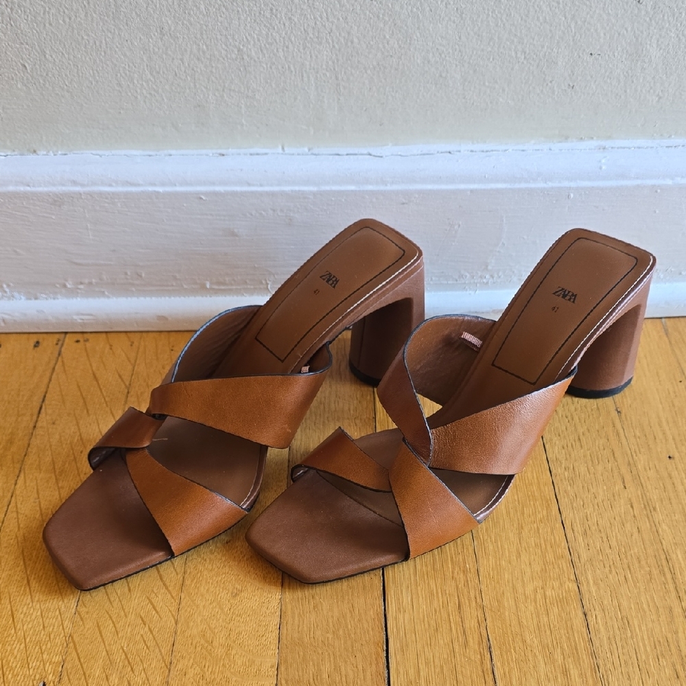 NWOT, Zara, Brown Crisscross Strap Block Heel Mules, Women's 41 (US 9.5/10)